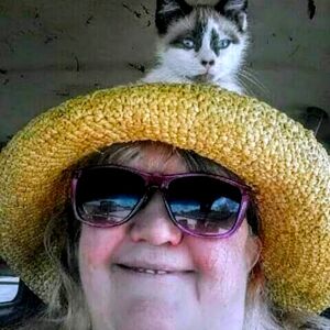 Meet your Posher, Sherrie